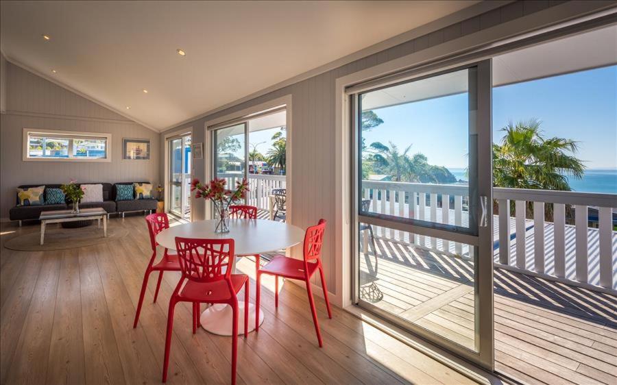 The Waiheke Pad - In The Heart Of Oneroa! Villa Bagian luar foto